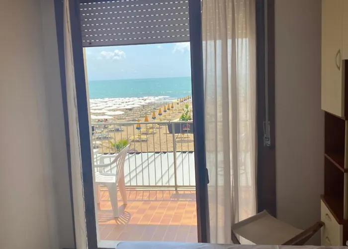 Garda Otel 2*