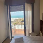 Garda Hotel 2*